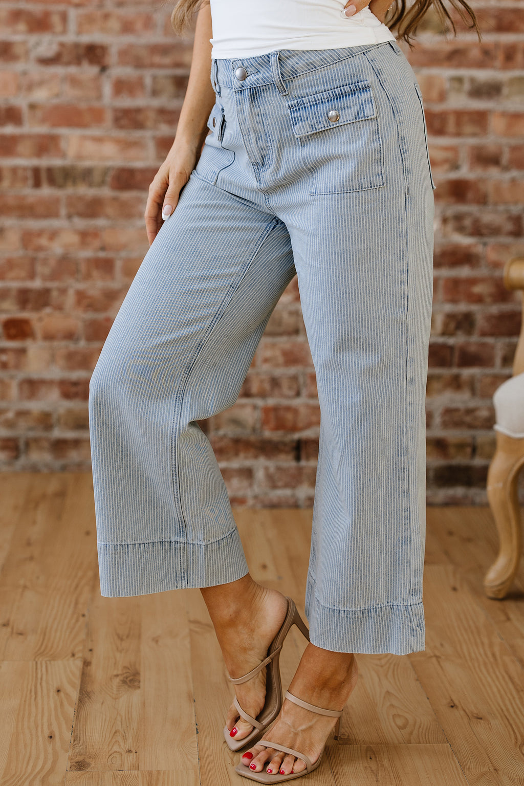 Pocket Cuffed Hem Wide Leg Jeans