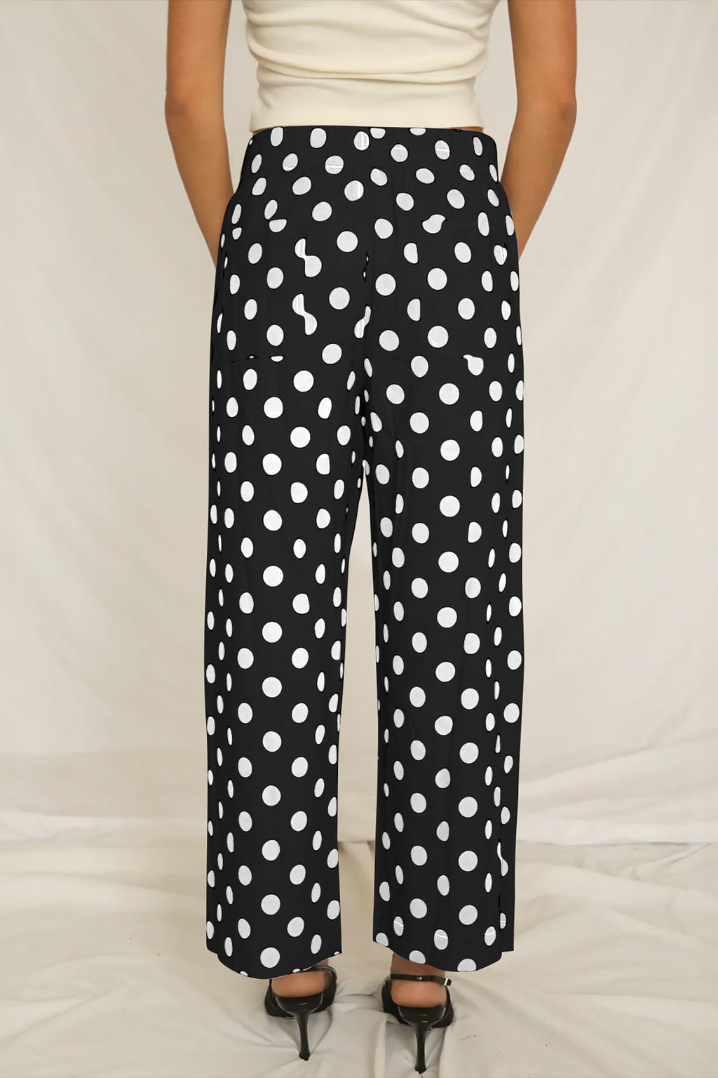 Pocket Mid-rise Straight Leg Pants