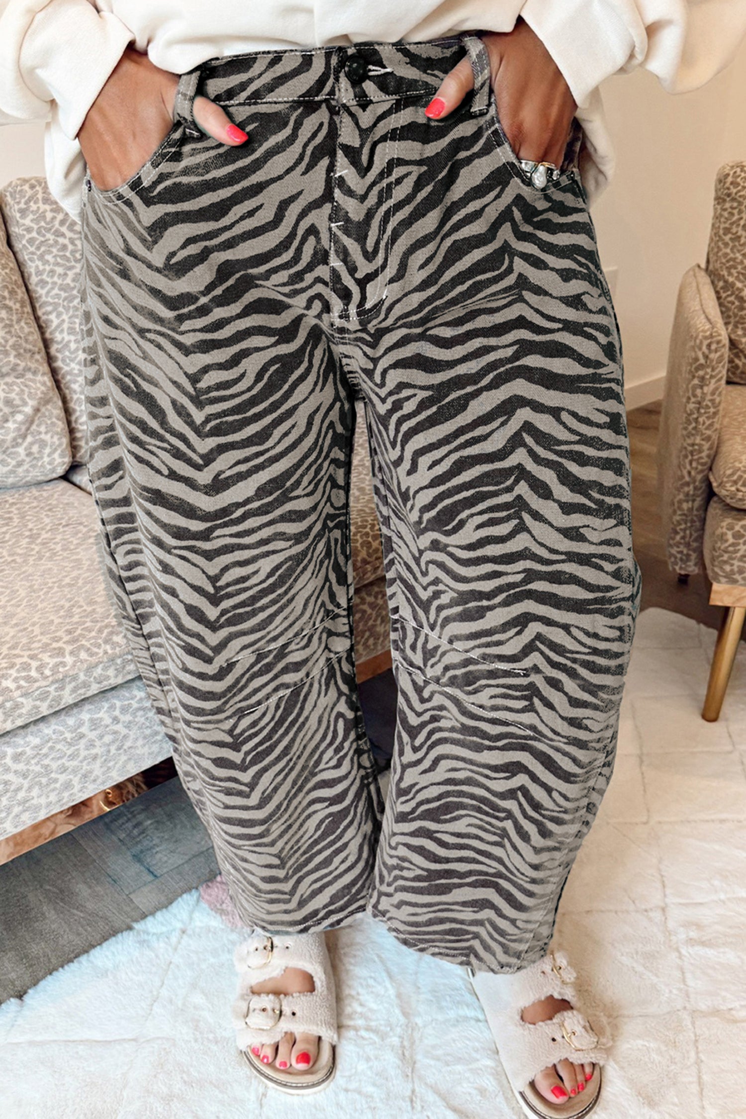 Printed Wide Leg Barrel Jeans