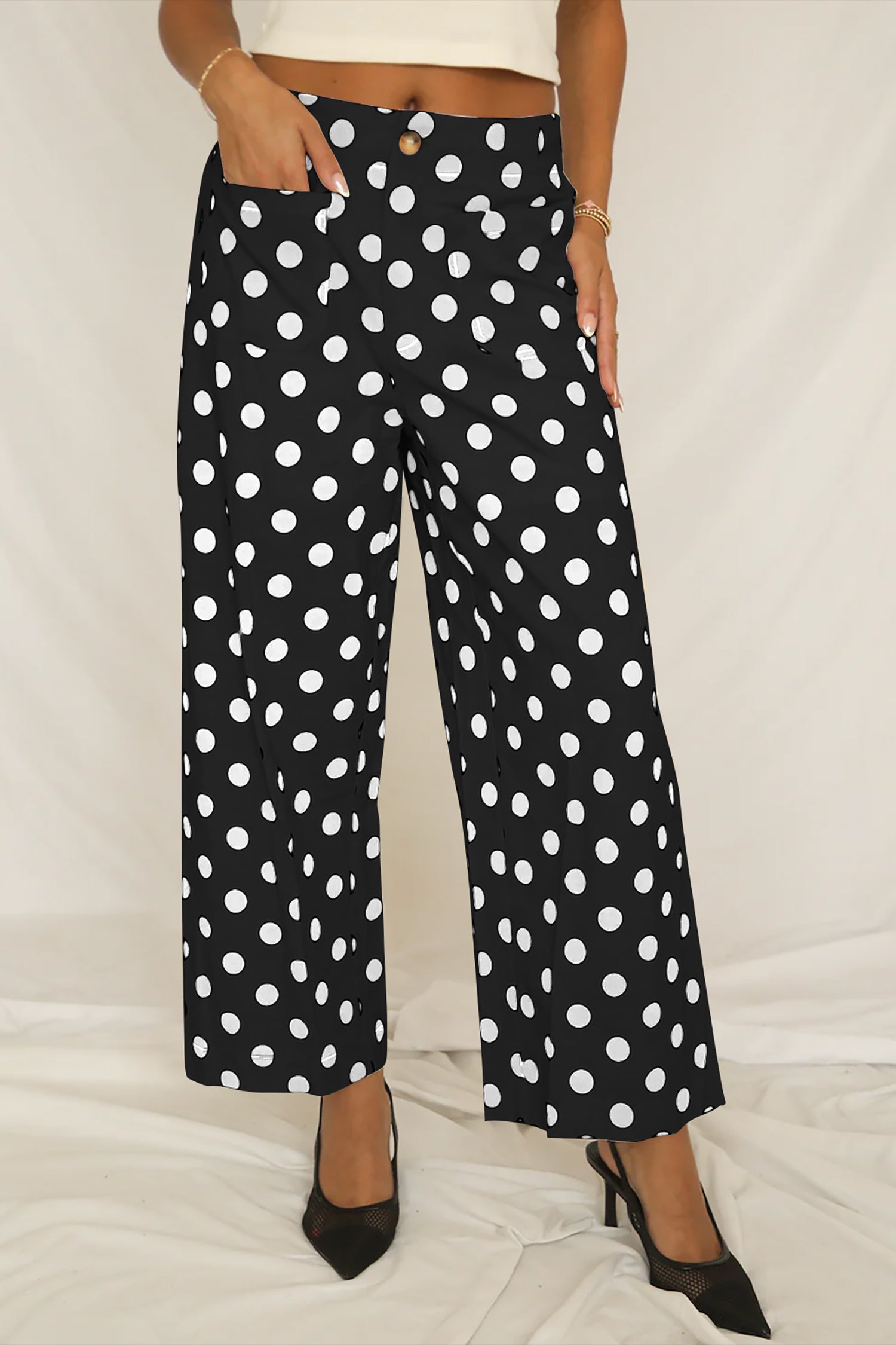 Pocket Mid-rise Straight Leg Pants