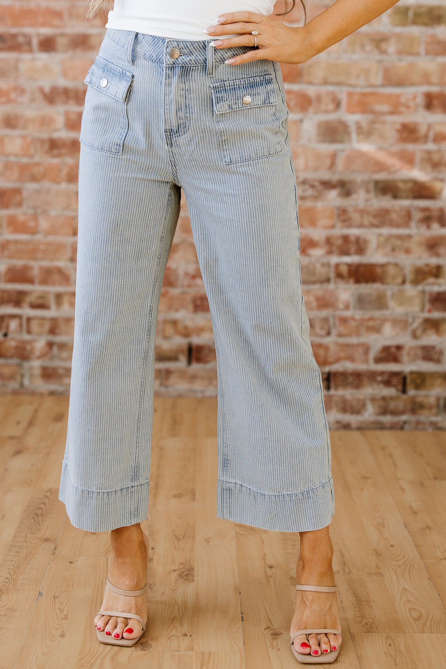 Pocket Cuffed Hem Wide Leg Jeans